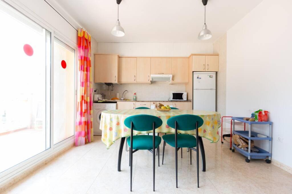La Rapita - Apartamento De Dos Dormitorios Con Piscina Comunitaria Alcanar Exterior photo