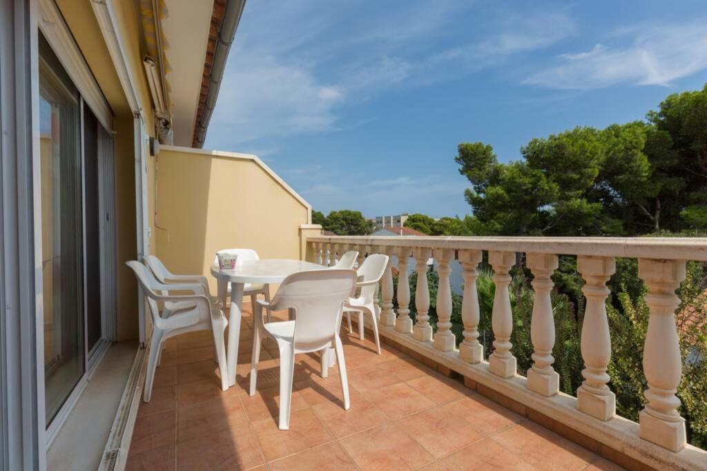 La Rapita - Apartamento De Dos Dormitorios Con Piscina Comunitaria Alcanar Exterior photo