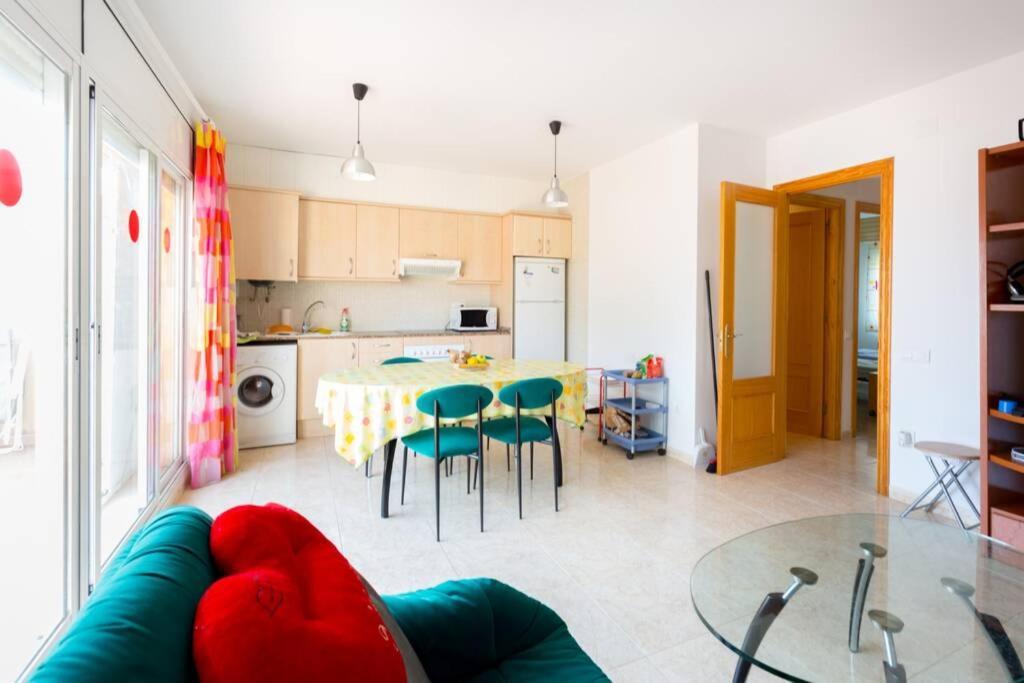 La Rapita - Apartamento De Dos Dormitorios Con Piscina Comunitaria Alcanar Exterior photo